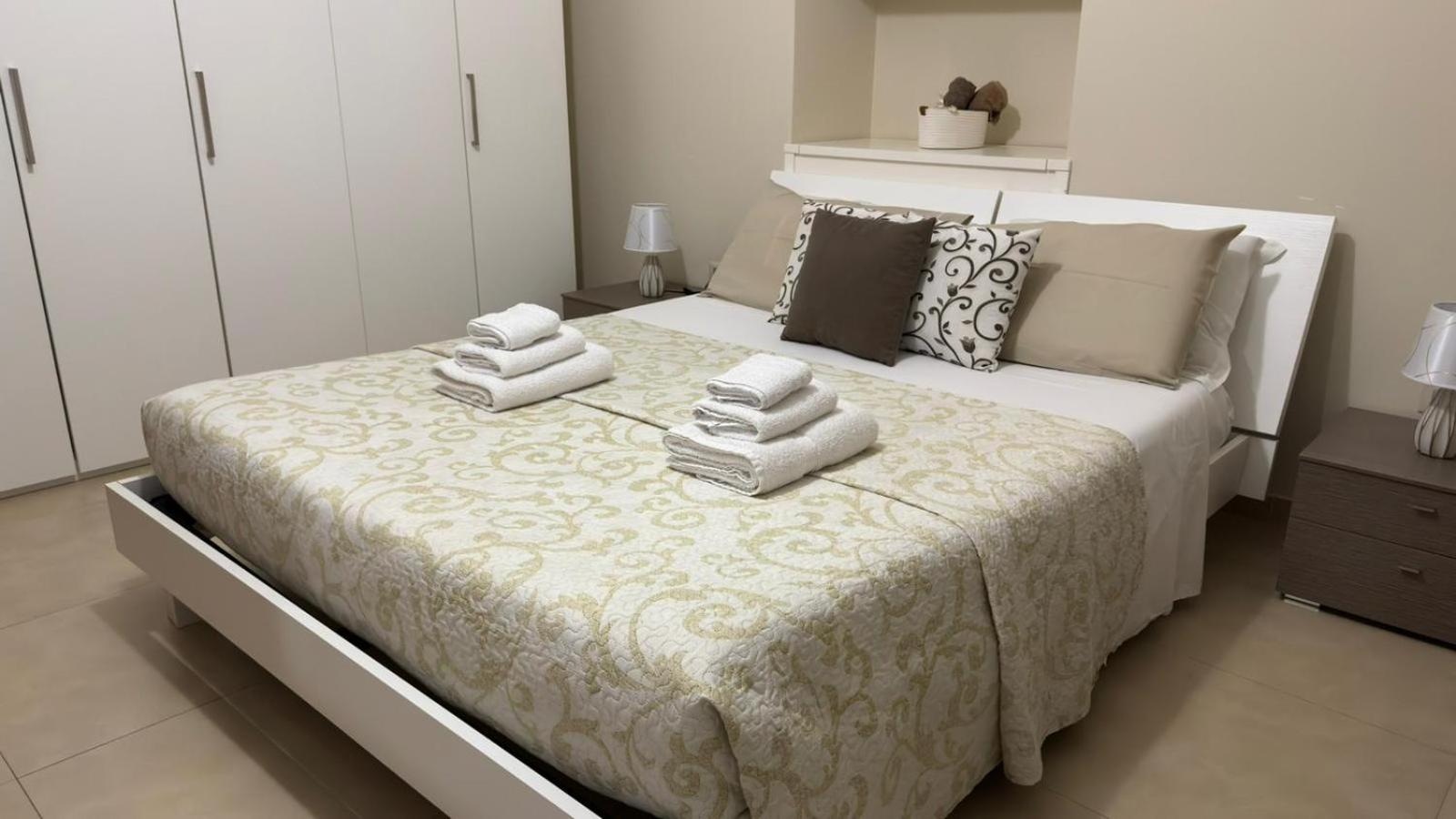 Appartamento Fontanella Deluxe 布林迪西 外观 照片